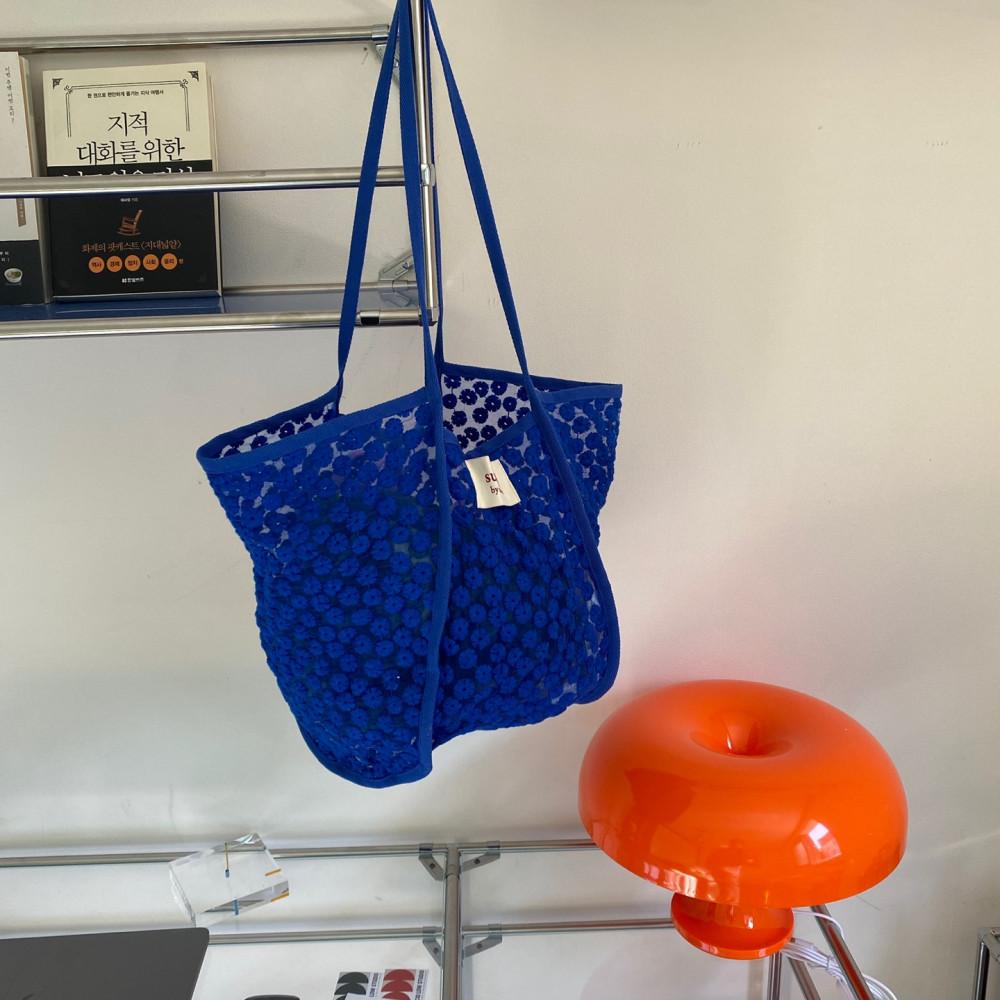 선데이바이선샤인 여름  플라워 휴양지 바캉스 레이스 블루 에코백 숄더가방