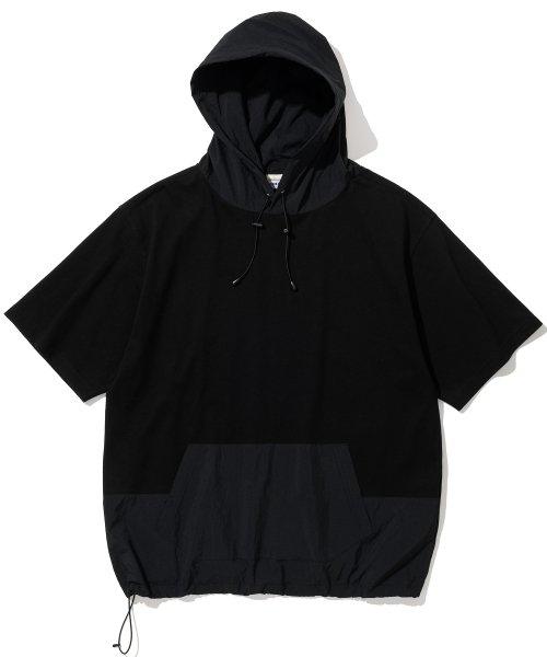 hooded s/s tee black