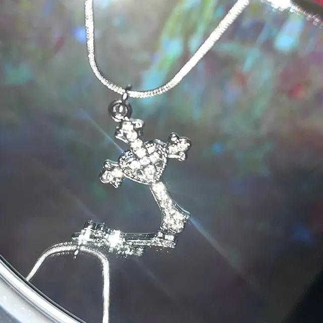 Seraphic Cross 세라픽 크로스 큐빅 하트 십자가 써지컬 목걸이