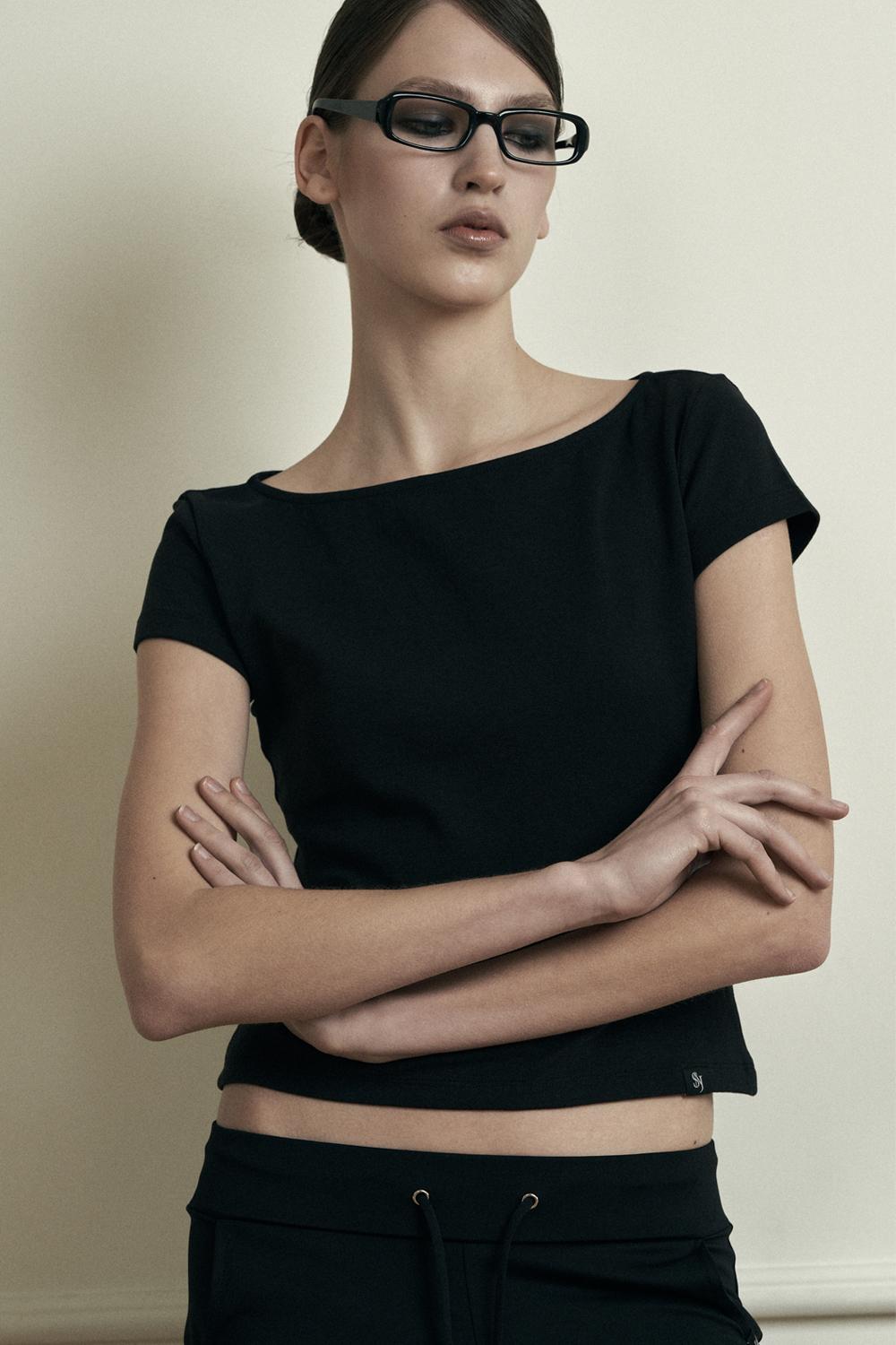 [5/26~]PLAIN BOAT NECK SHORT SLEEVE BLACK