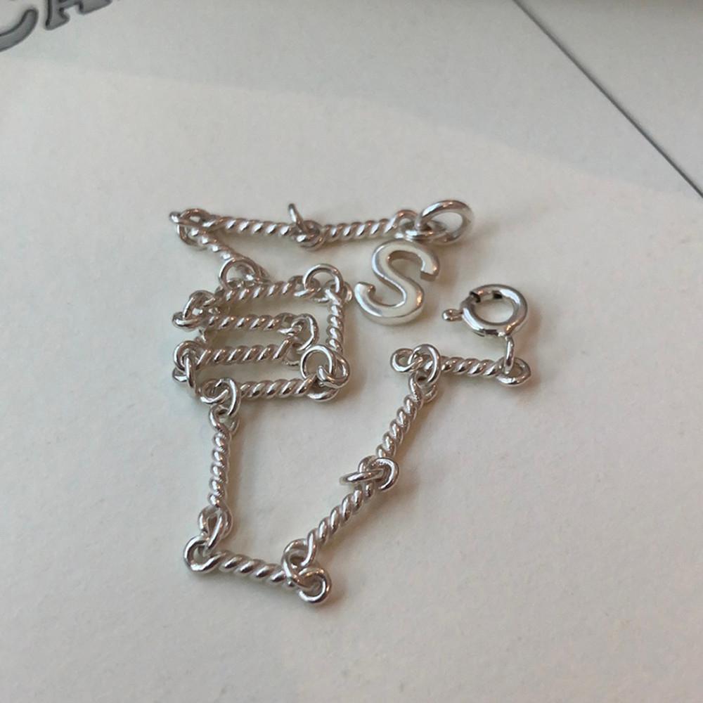 화이트로프이니셜팔찌(A-Z) 실버925 알파벳 꼬임 1mm 매듭 여자은팔찌 브레이슬릿