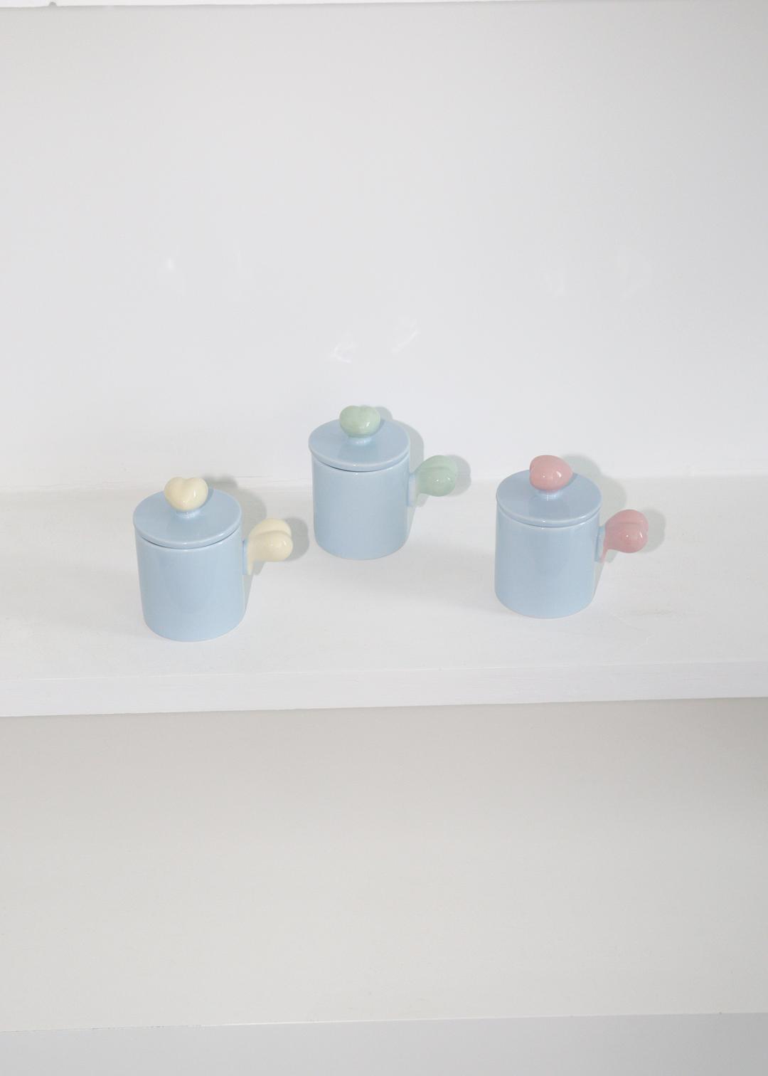 heart-grab-mug(sky-two tone)