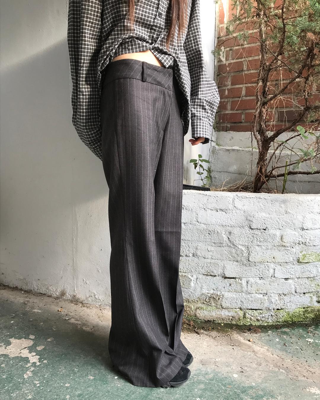 stripe line bootcut pants