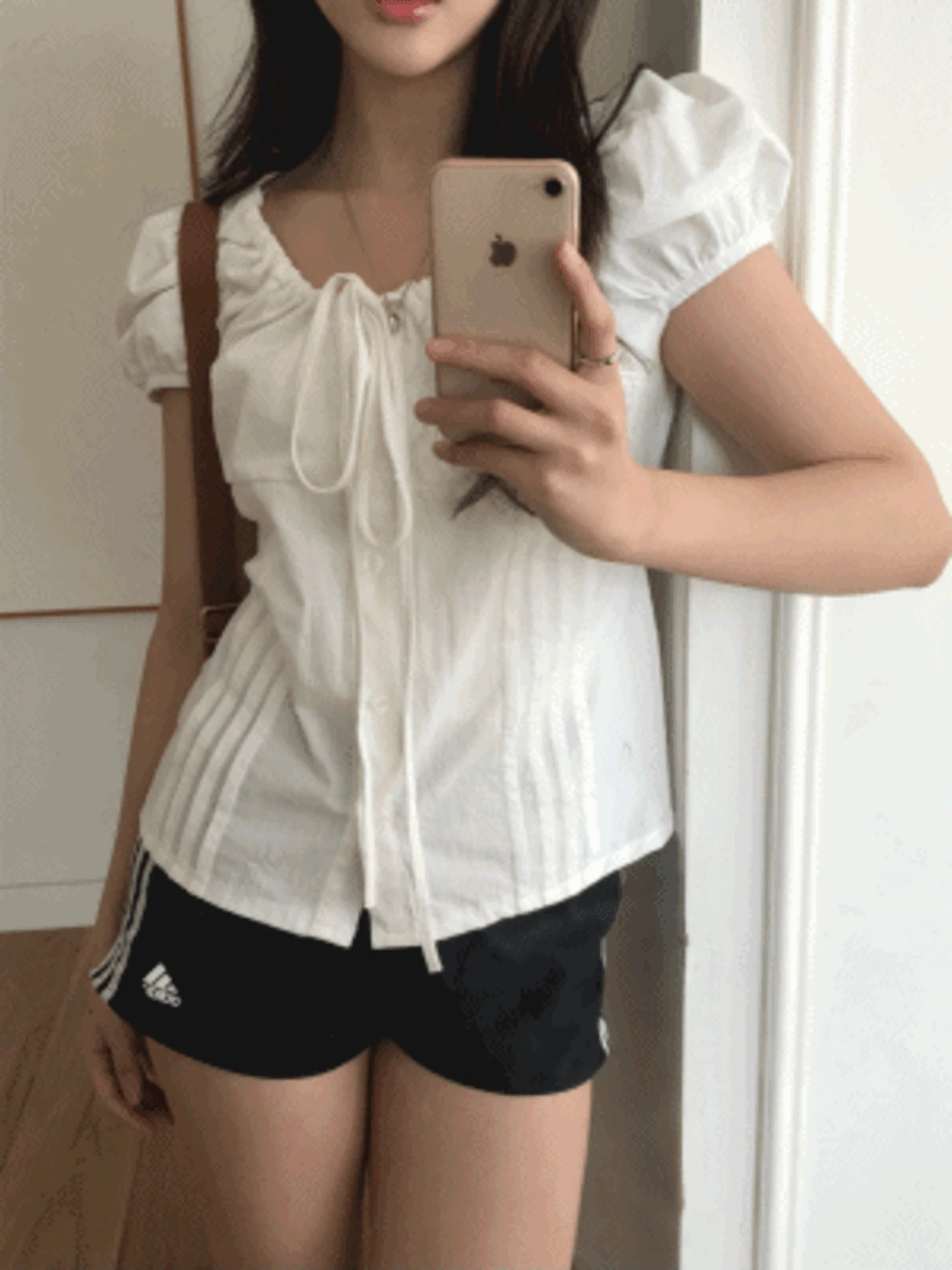 [핏보장🧀/MD추천] 로라 리본 블라우스 퍼프 반팔 핀턱블라우스 (2col)