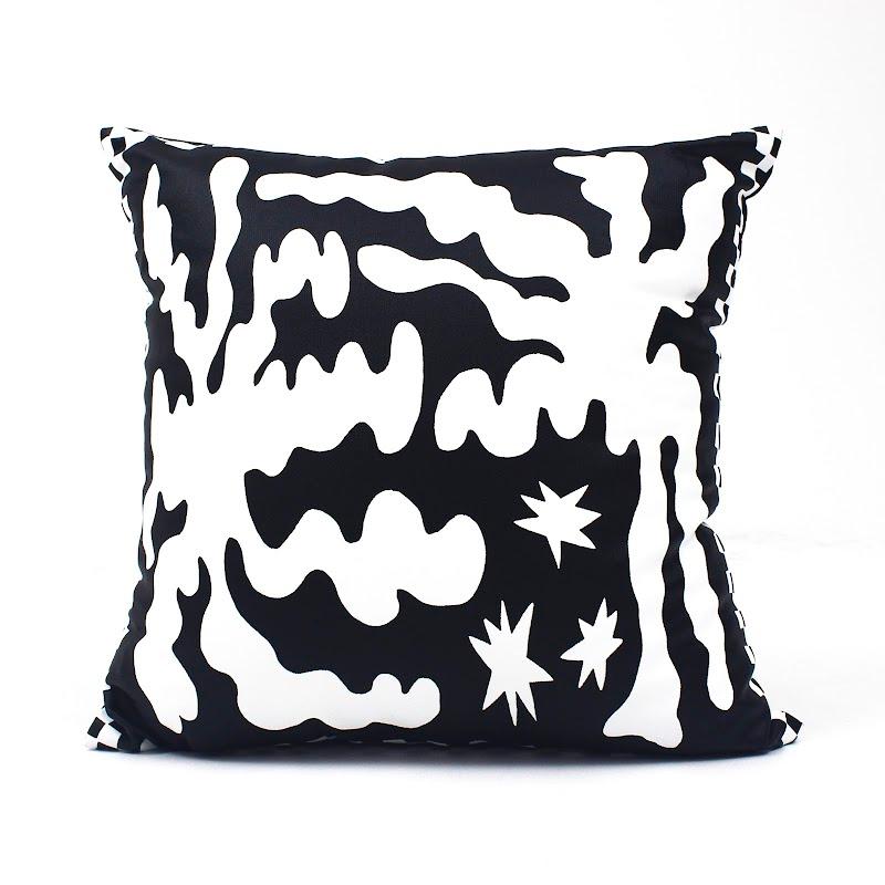 Drew's Palm Cushion Cover Black/White