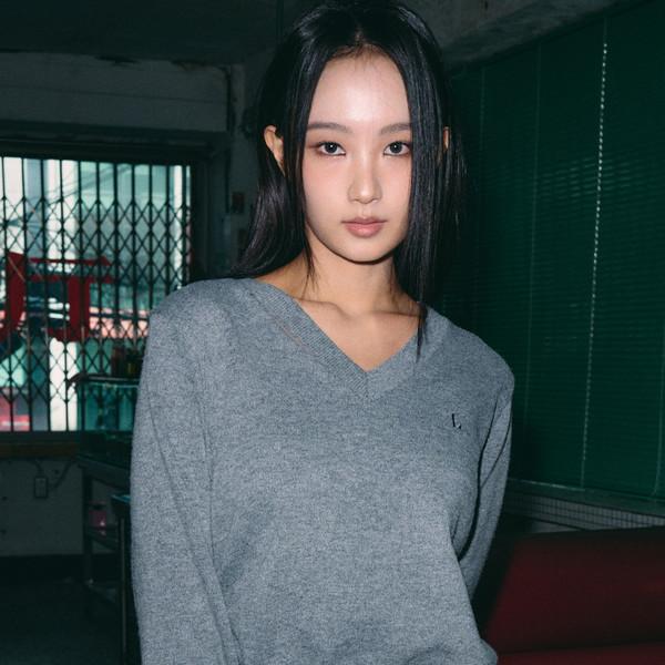 브이넥 벤트 클래식 니트 [멜란지]