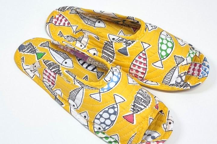 여성용 퀼트슬리퍼 한겹 워셔블 거실화 면실내화 20 유니크물고기(옐로우)