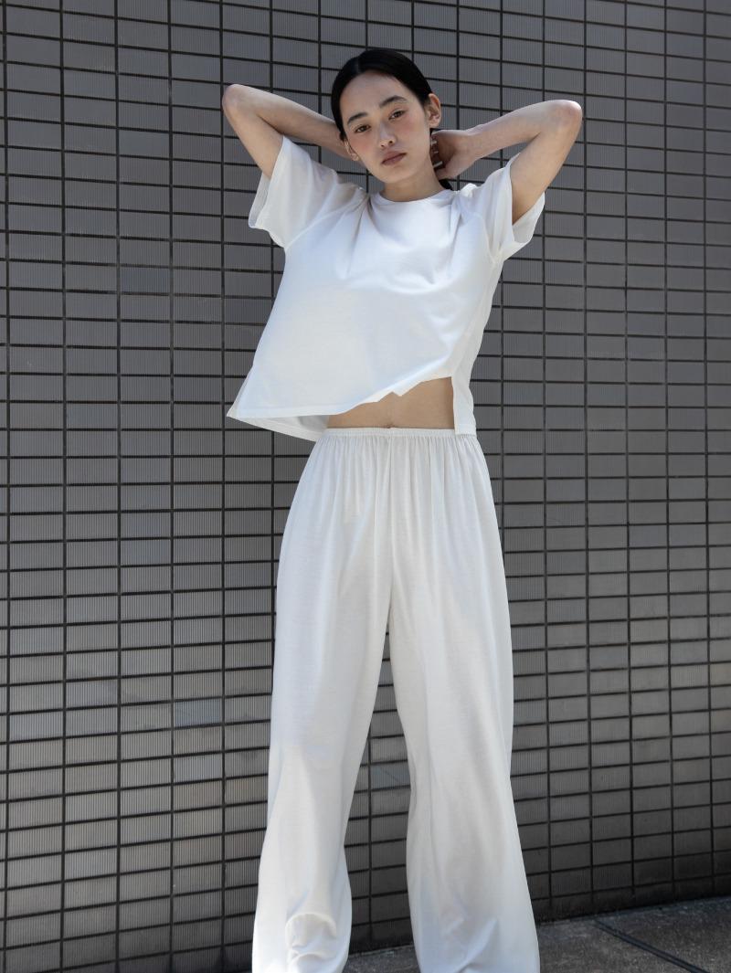 Relaxed loose pants (white)