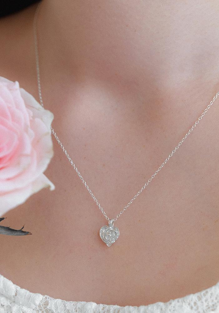 Heart Rose Necklace