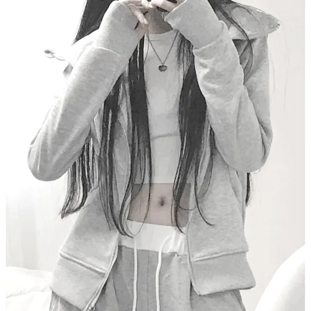 그레이 슬림핏 핸드워머 하이넥 지퍼 후드집업