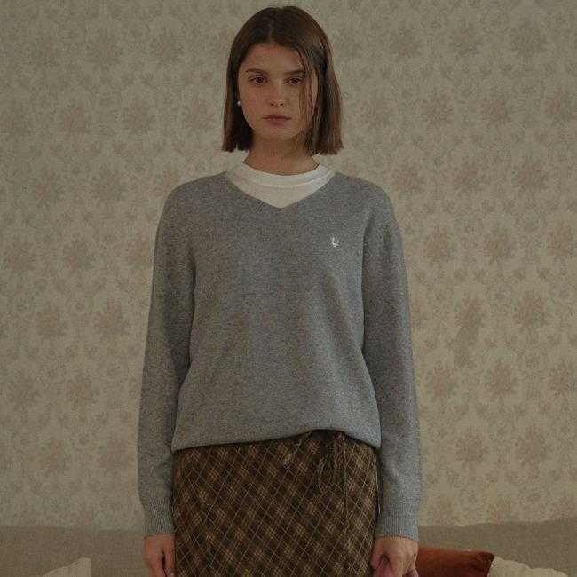 Essential V-neck knit _Grey
