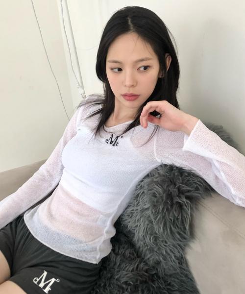 뤼에르 시스루 브이넥 니트 (4컬러)
