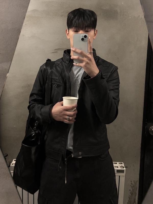 [주문폭주/1,000장돌파!] Slim Matt 비건 레더 자켓