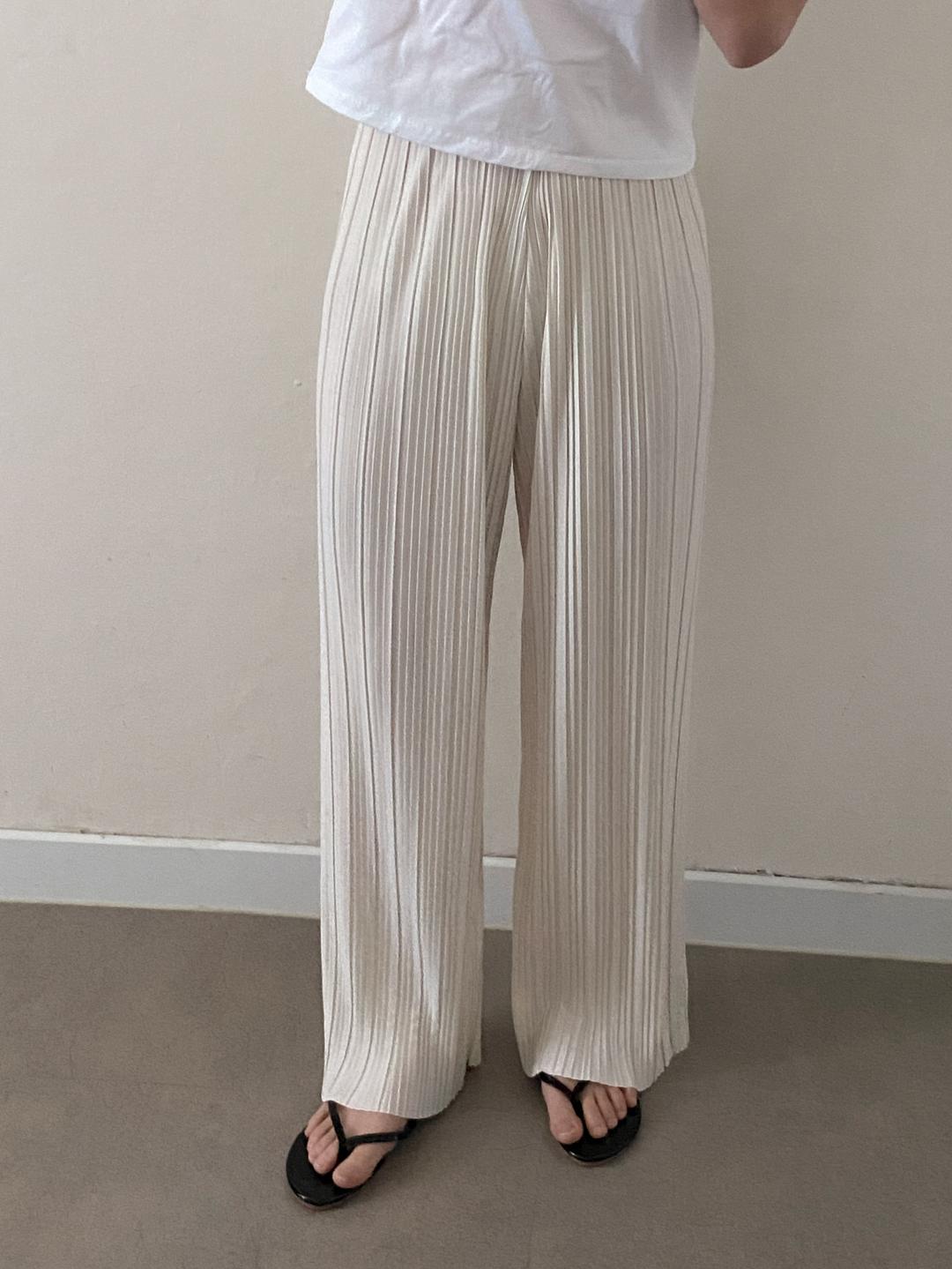 포메이드 (1+1할인) 워터 플리츠pt (2color)