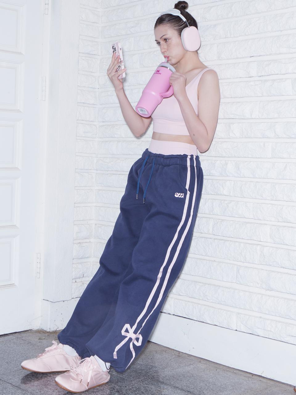 [RE] SWEET RIBBON SWEAT PANTS - NAVY/PINK