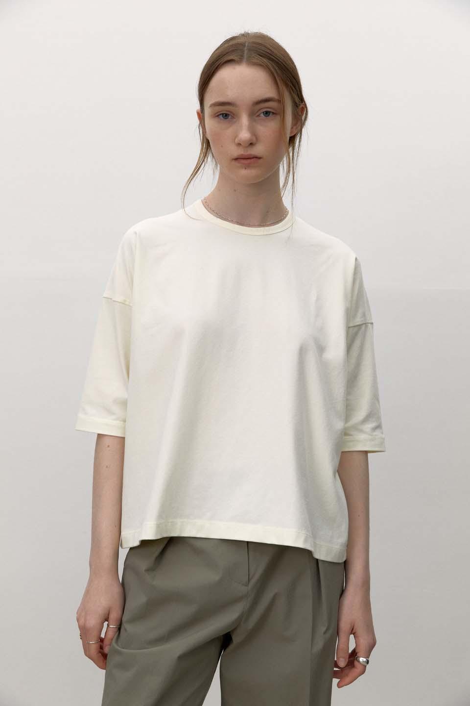 [reorder1차-5/20출고가능]esteem another tee-custard cream