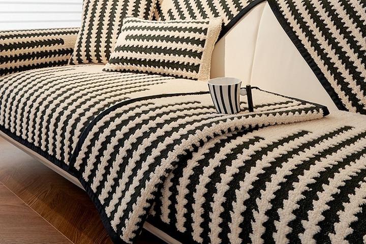 유니크 입체 텍스쳐! 허그시 디자인 논슬립 쇼파패드 8size