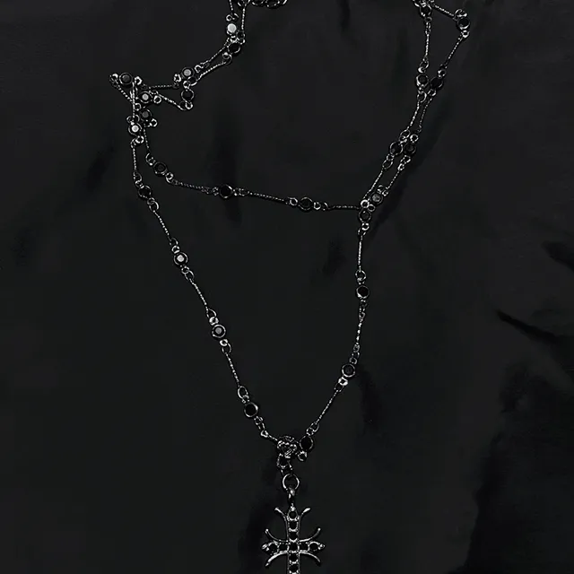 black cubic cross vintage layered chain necklace / 블랙 큐빅 십자가 빈티지 레이어드 체인 목걸이