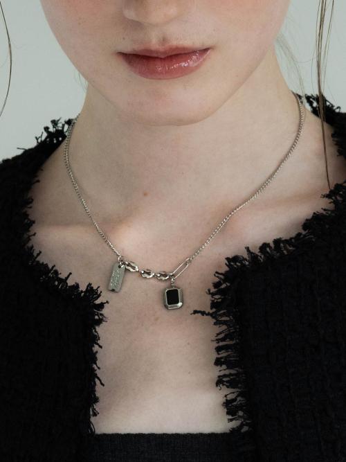 펄리모어(PEARLY MORE)  팬던트 드롭 목걸이(2 color) - 후기 | 무신사