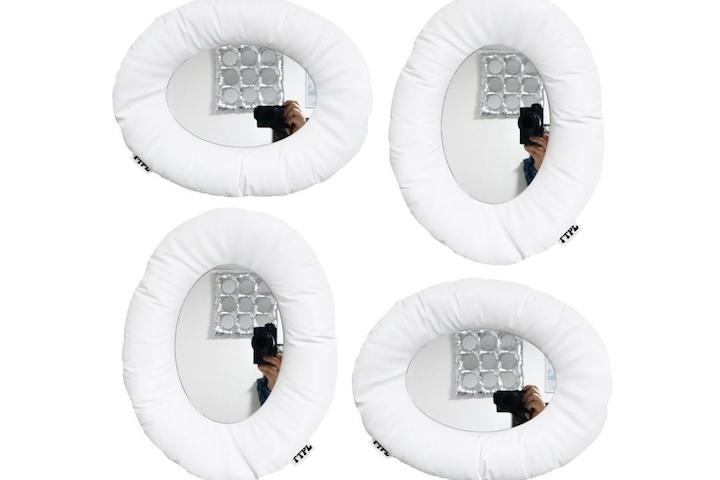 도형 에디션 타원형 화이트 쿠션 패딩 거울 padded fabric mirror
