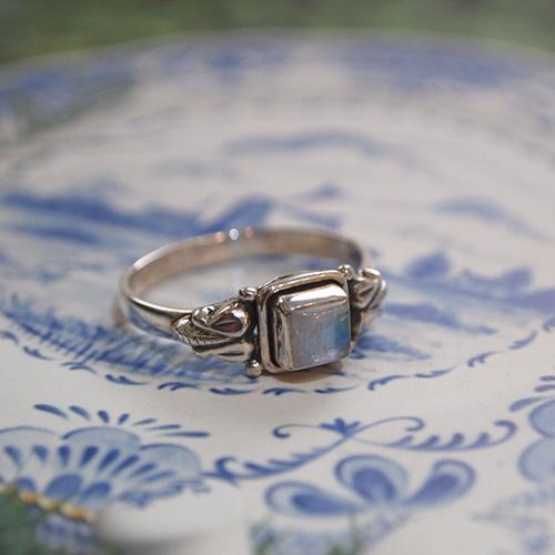 레인보우문스톤 Elephant 반지