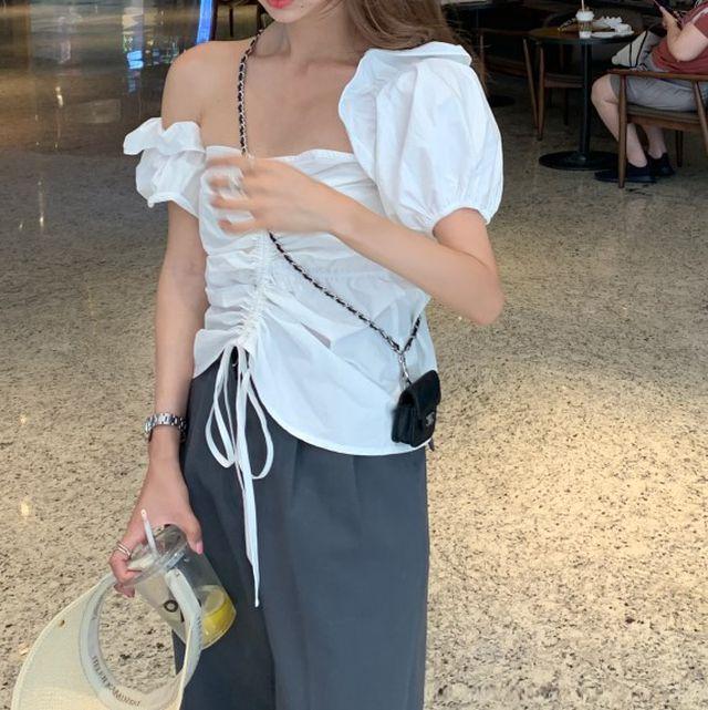 [기분전환/오프숄더] 쎄이 스트링 퍼프 오프숄더 블라우스