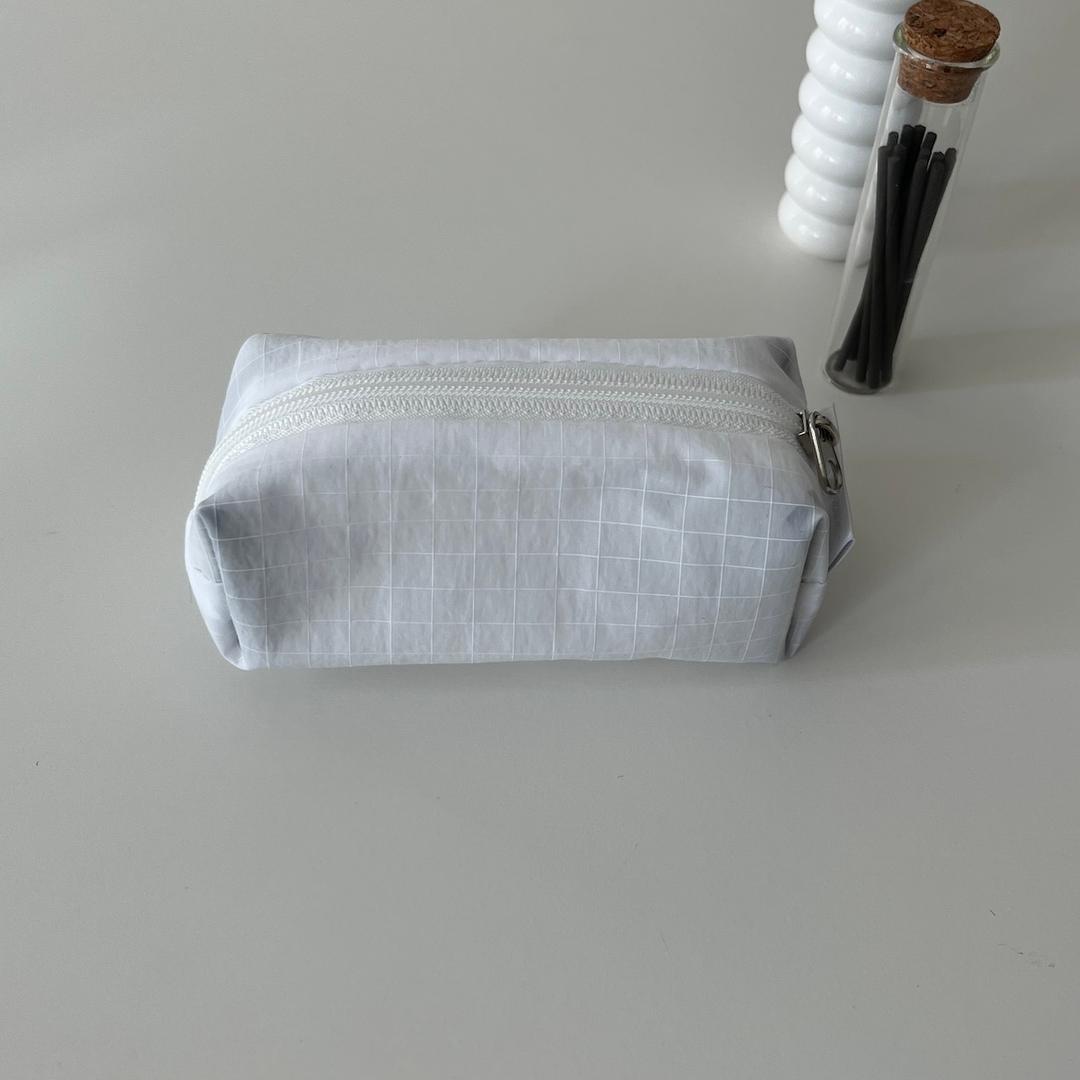 윈드 화이트 열매 파우치