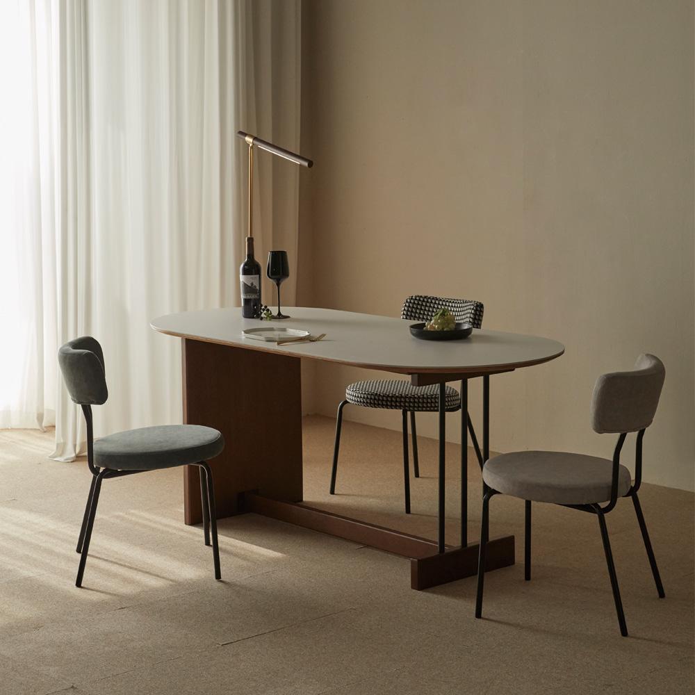 라움에스알 로이 4인용 세라믹식탁 테이블 1400/1600