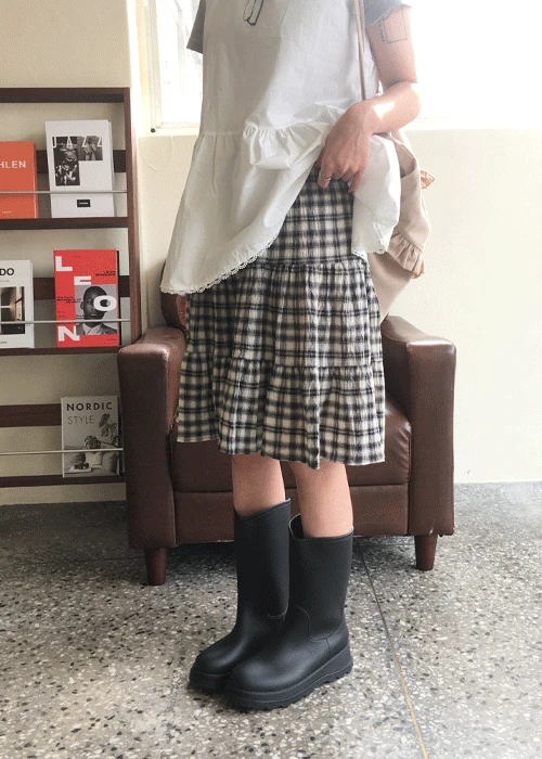 민츠 체크 밴딩 미디 스커트