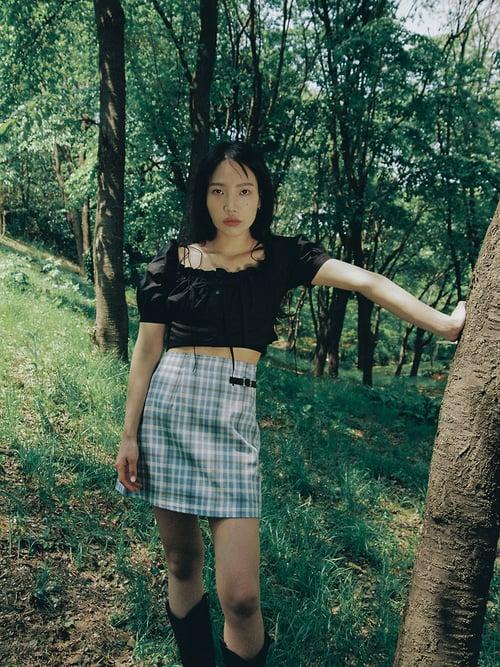 스퀘어 크롭 블라우스 (블랙)