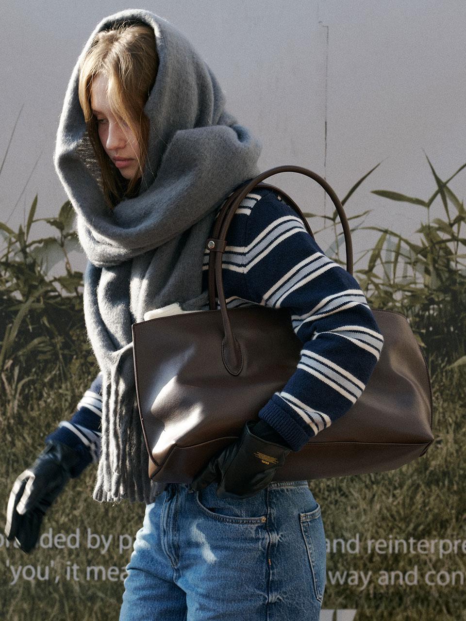 [예약배송]GO YO WIDE BAG [Deep Brown]