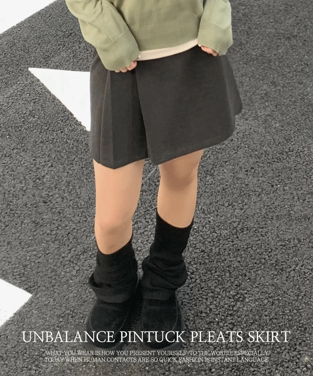[도톰/하객룩🤍] 로즈 언발 핀턱 플리츠 미니 스커트