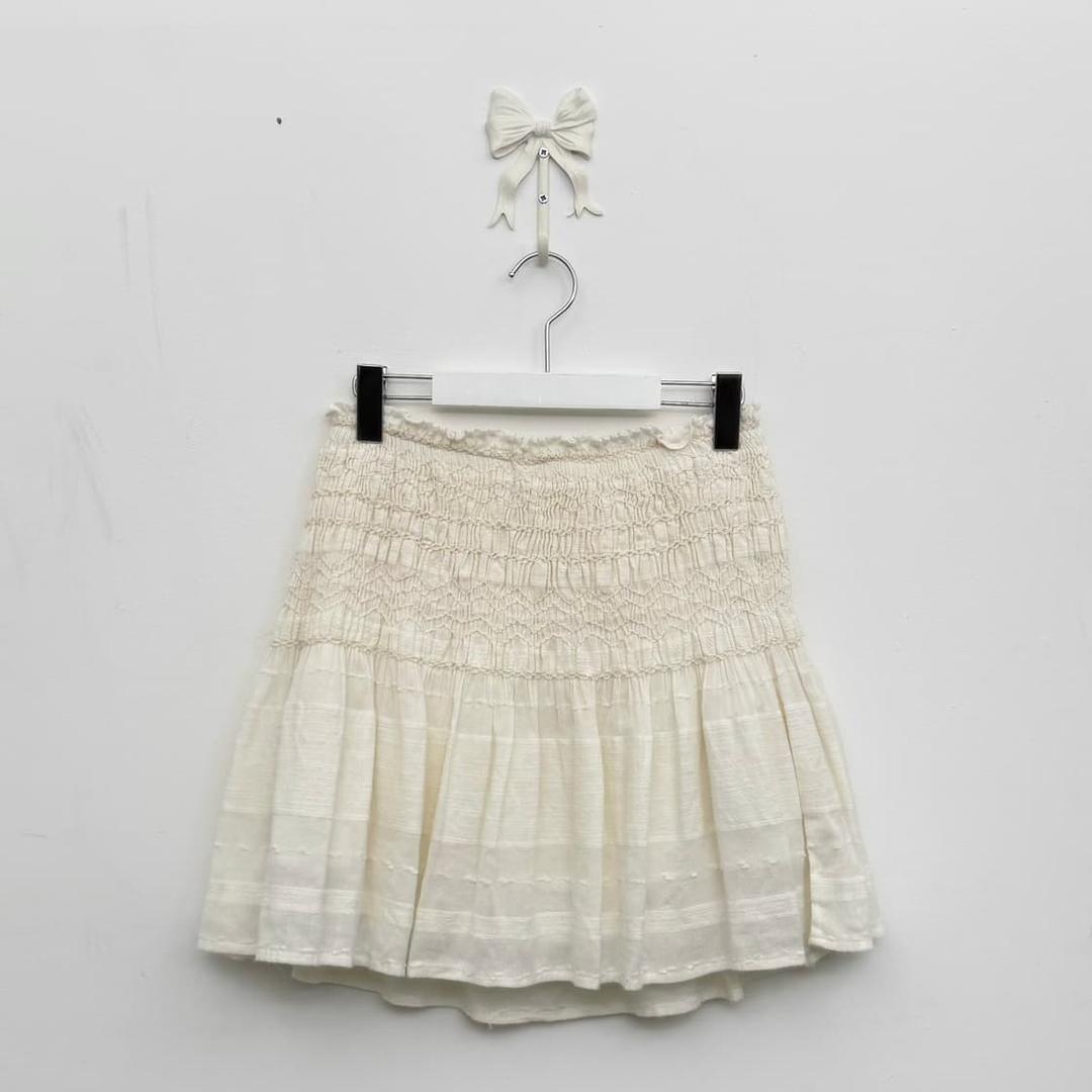 아이보리 스모크셔링 미니 스커트 | 후루츠패밀리