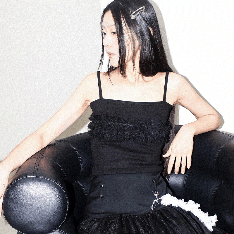 [EEUM]  lace frill sleeveless top (black)