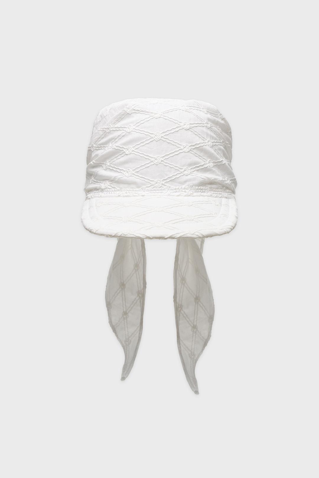Drape Flow Cap (White)