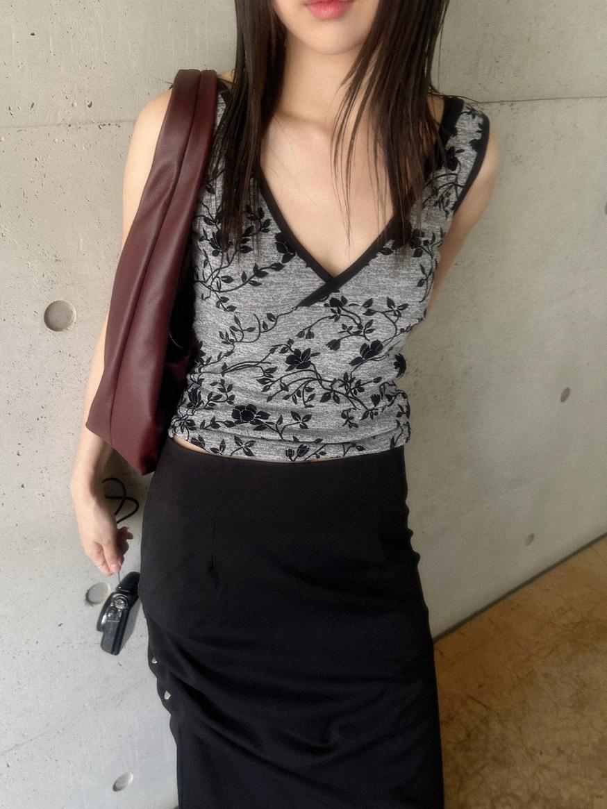 FLORI SLEEVELESS