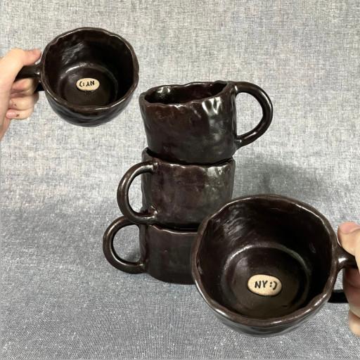 커스텀 까만 머그컵