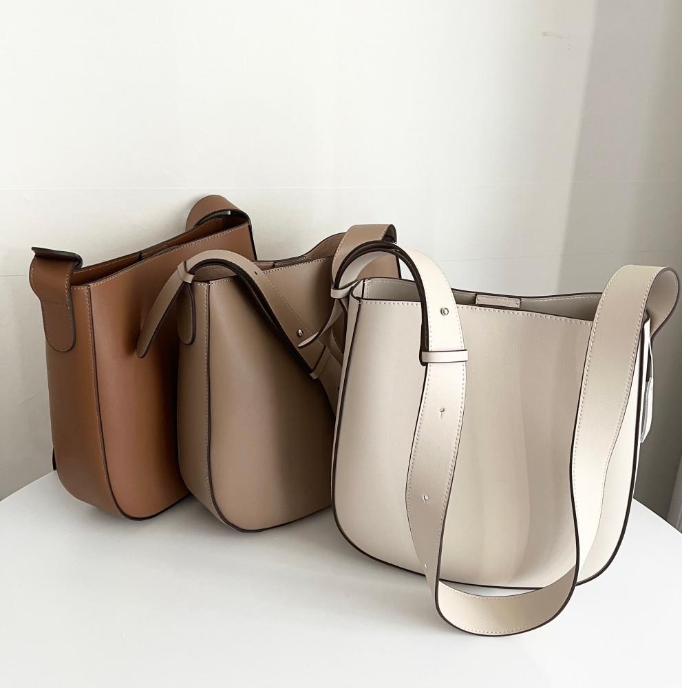 [리뷰 2400개] 소가죽 라운드 숄더백 버킷 투웨이 호보 직장인 출근 대학생 아이패드 가방 s4100