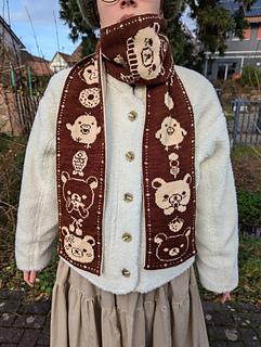 Cozy Bear and Bird Scarf pattern by Katharina Kuntz
