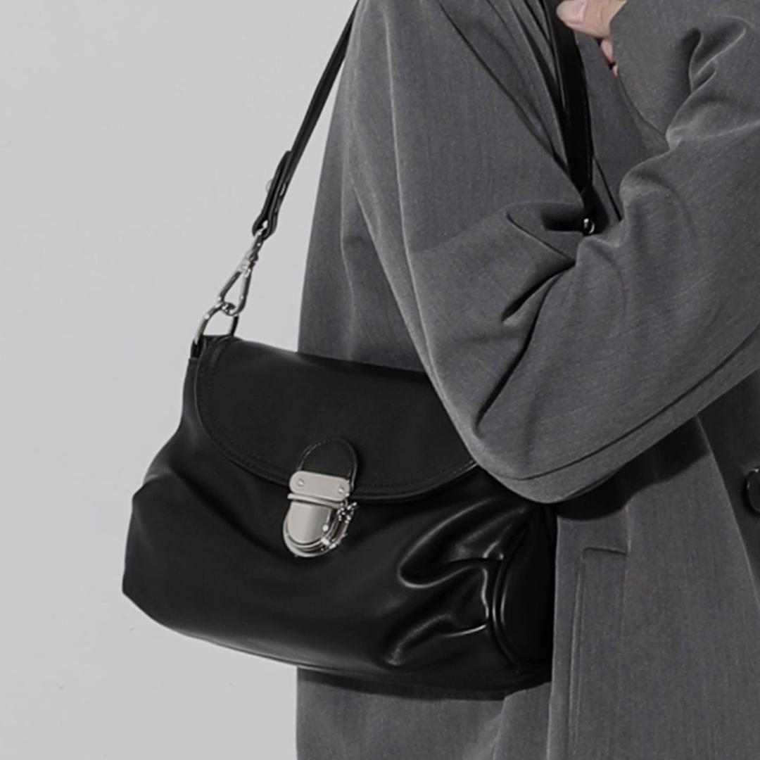 Vivid Tech Bag - Black