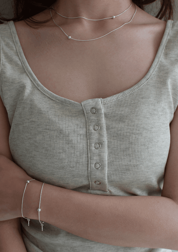 O NECKLACE