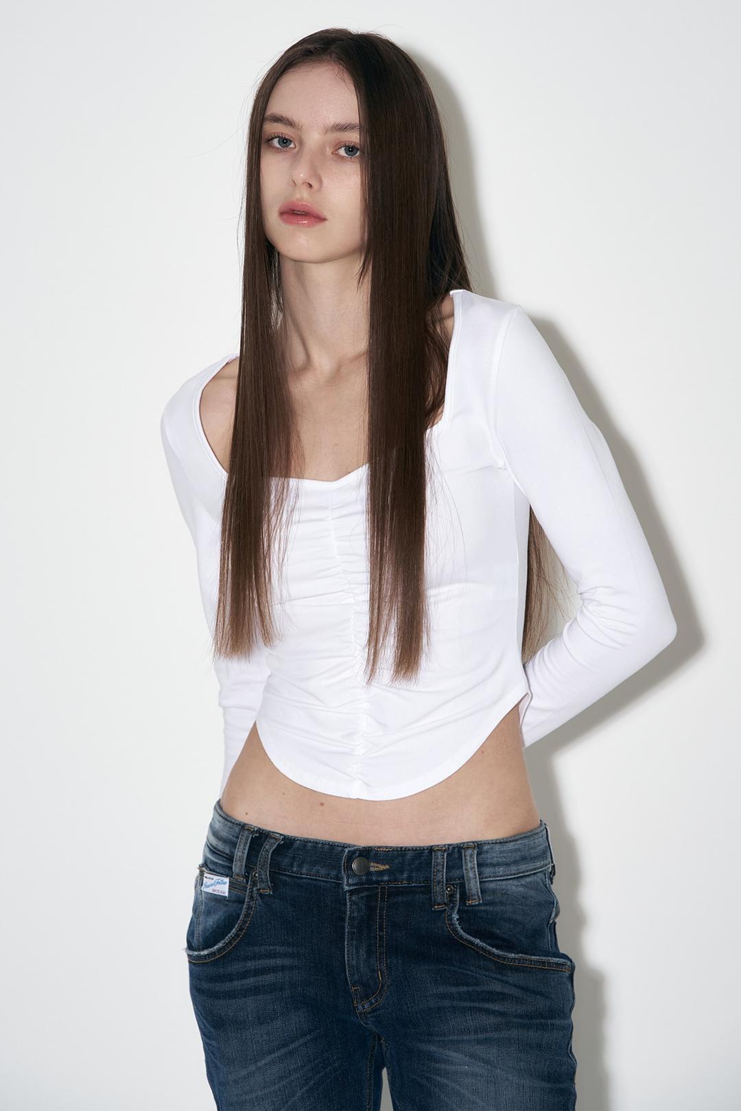 Darlin shirring Long Sleeve top (White)