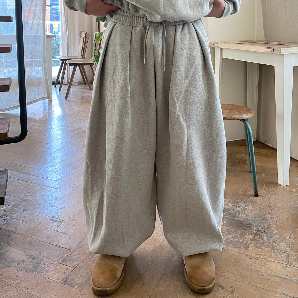 [주문폭주] SS 벌룬 투턱 쭈리팬츠 (4C / 블랙 그레이 블루 백메란지)