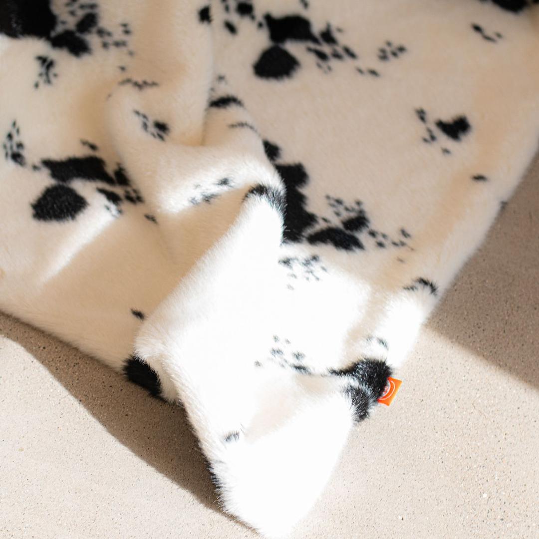 달마시안 에코 퍼 블랭킷 dalmatian eco fur blanket