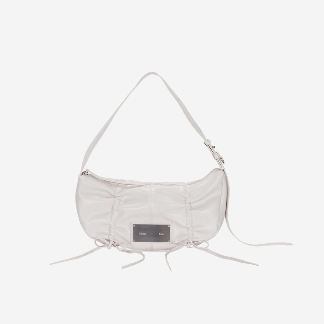 Matin Kim Half Shirring Ribbon Round Bag Ivory