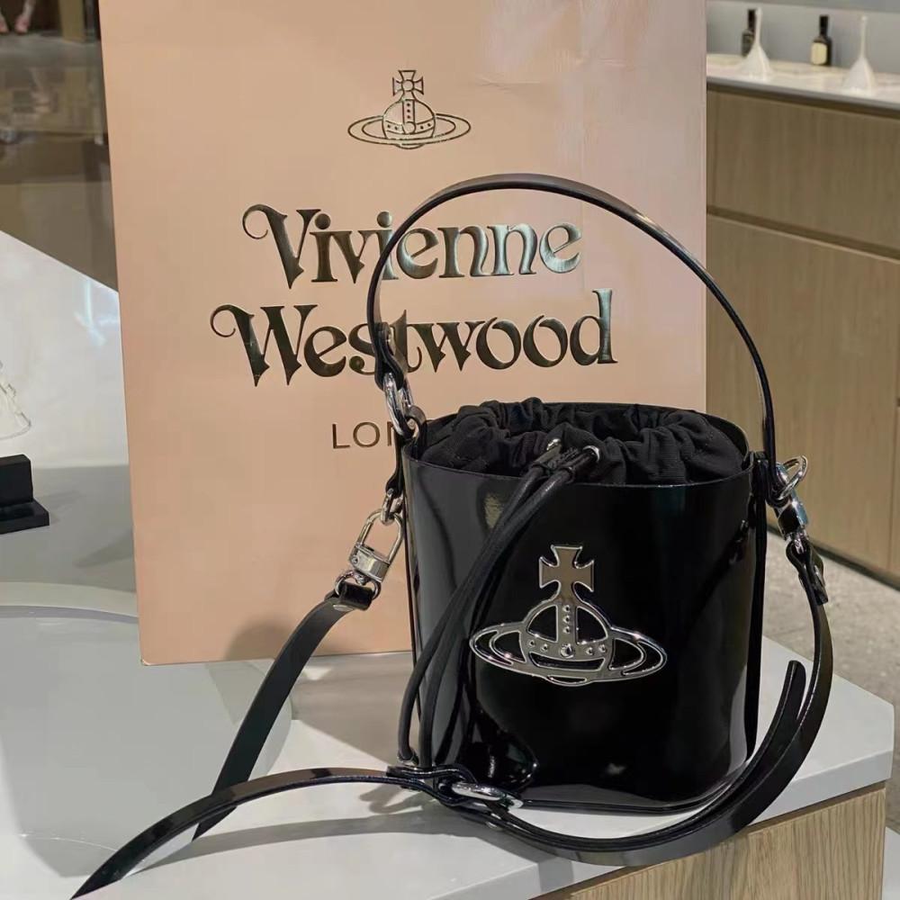 Vivienne Westwood 비비안웨스트우드 데이지 스몰 버킷백 가방  BLACK