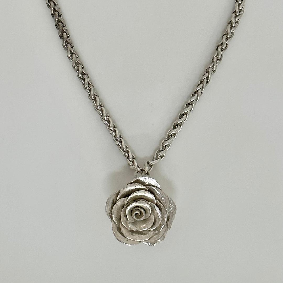 Big Rose Necklace