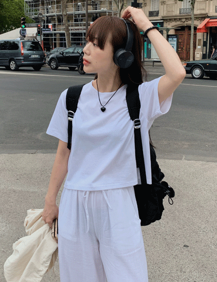 로이파크롭반팔티