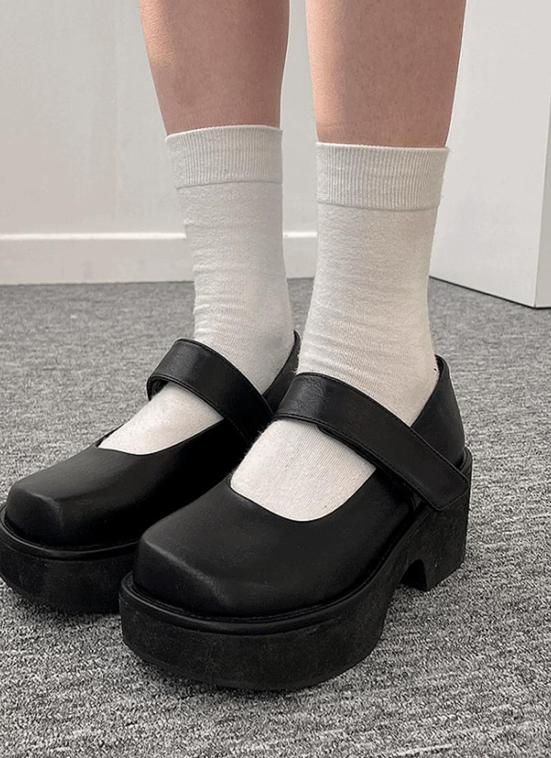 かわいいメリージェーンマジックテープの襟ローファー2color