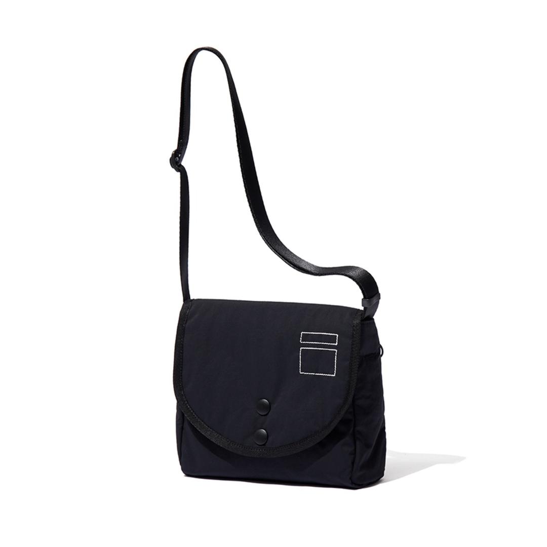 BS 05-1A MEDICINE BAG 1 (BLACK)